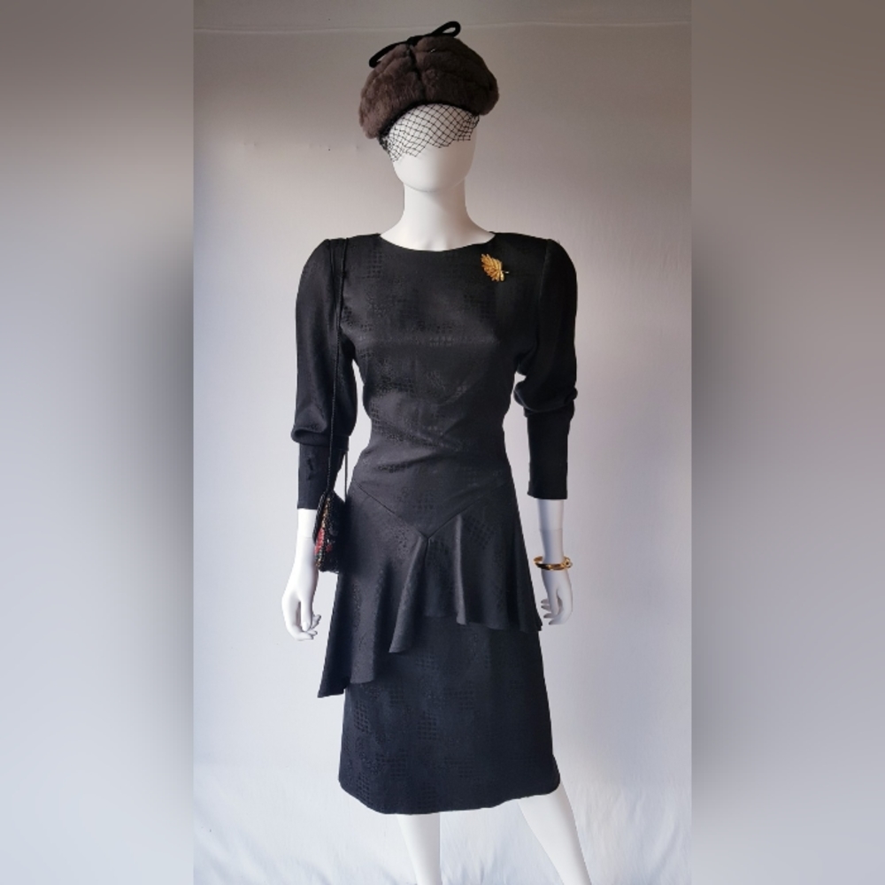 Vintage Dress  100% Pure Silk✨✨✨🖤